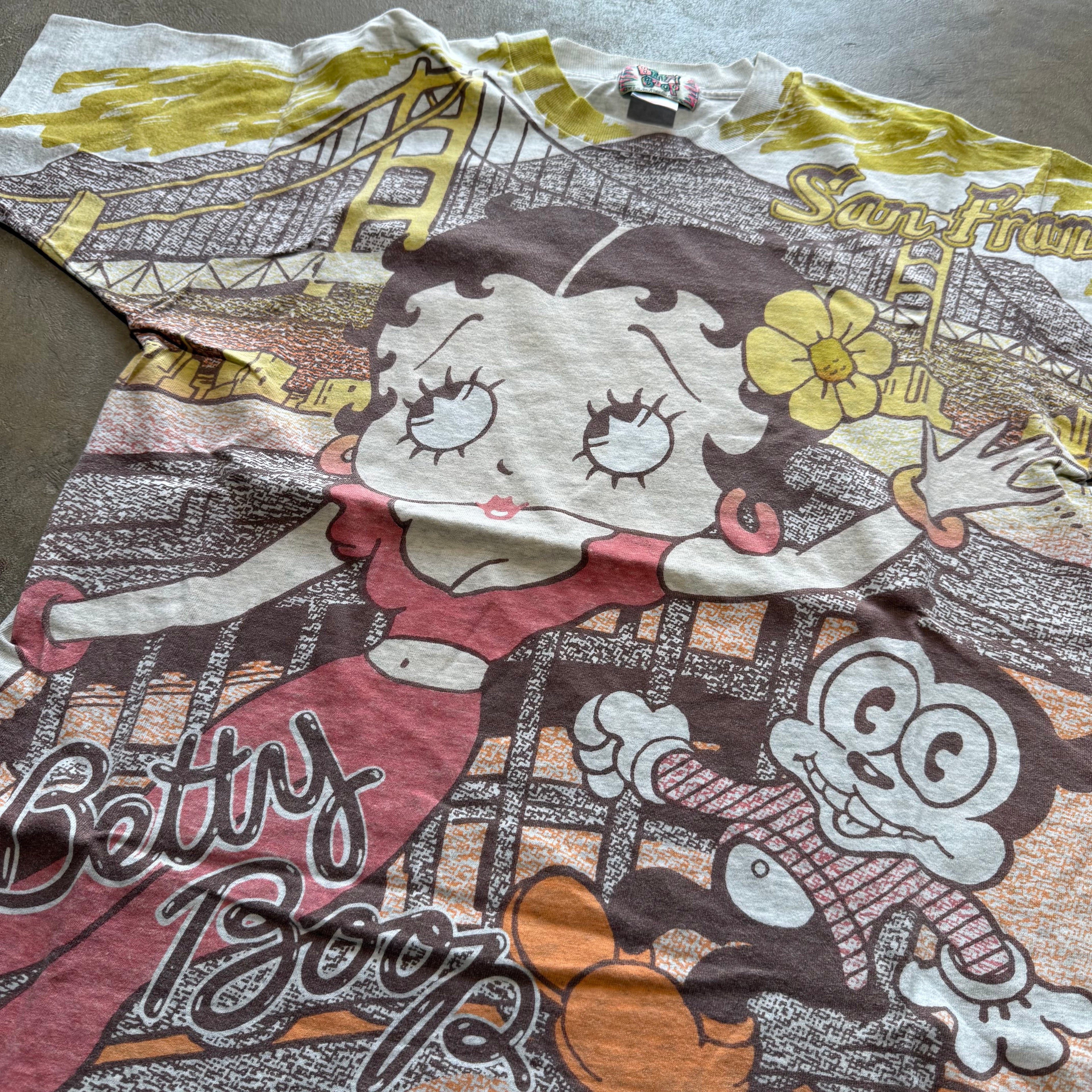 size xl - Vintage ' Betty Boop San Francisco AOP ' tee