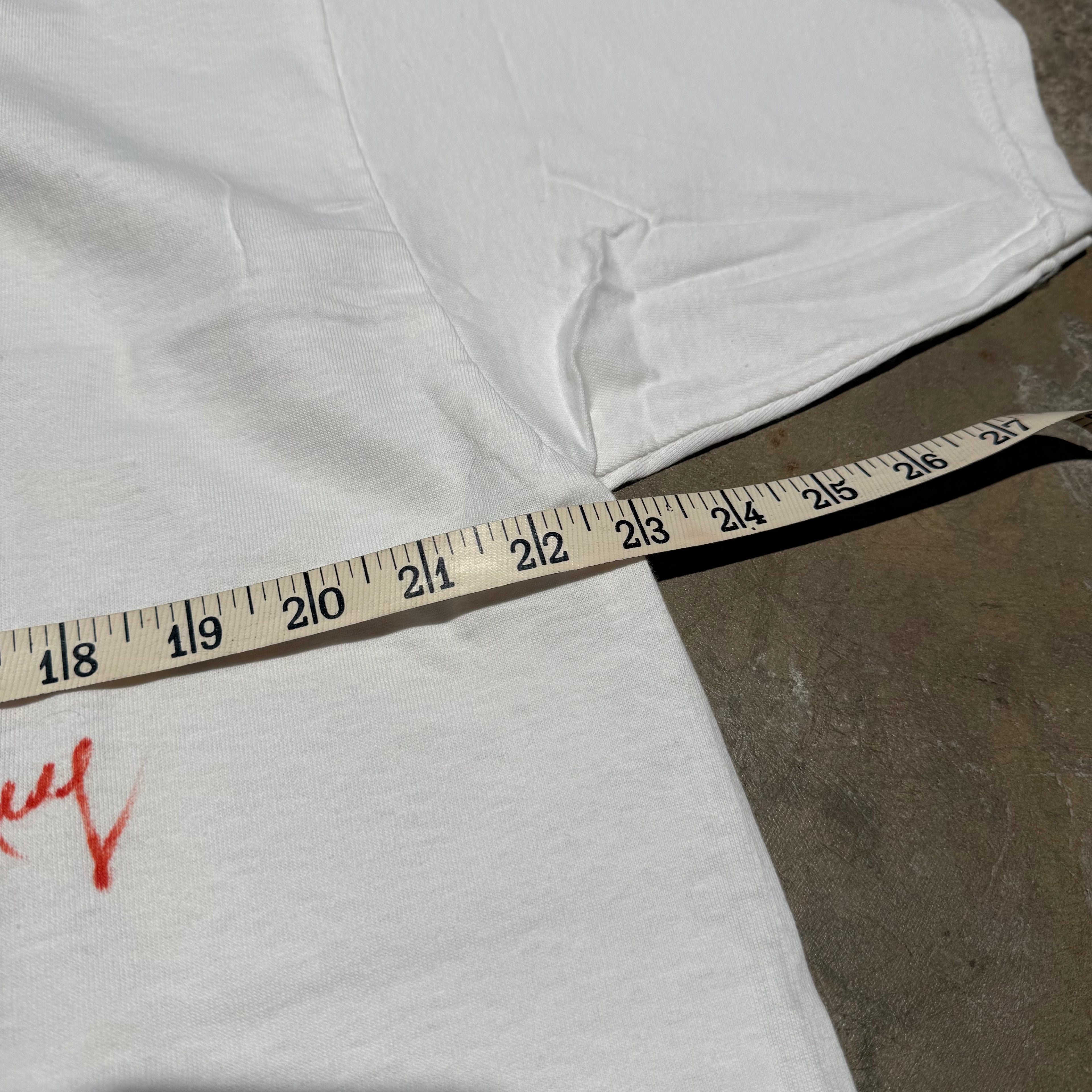 size xl - Vintae ' Ricochet Blink Of An Eye ' tee