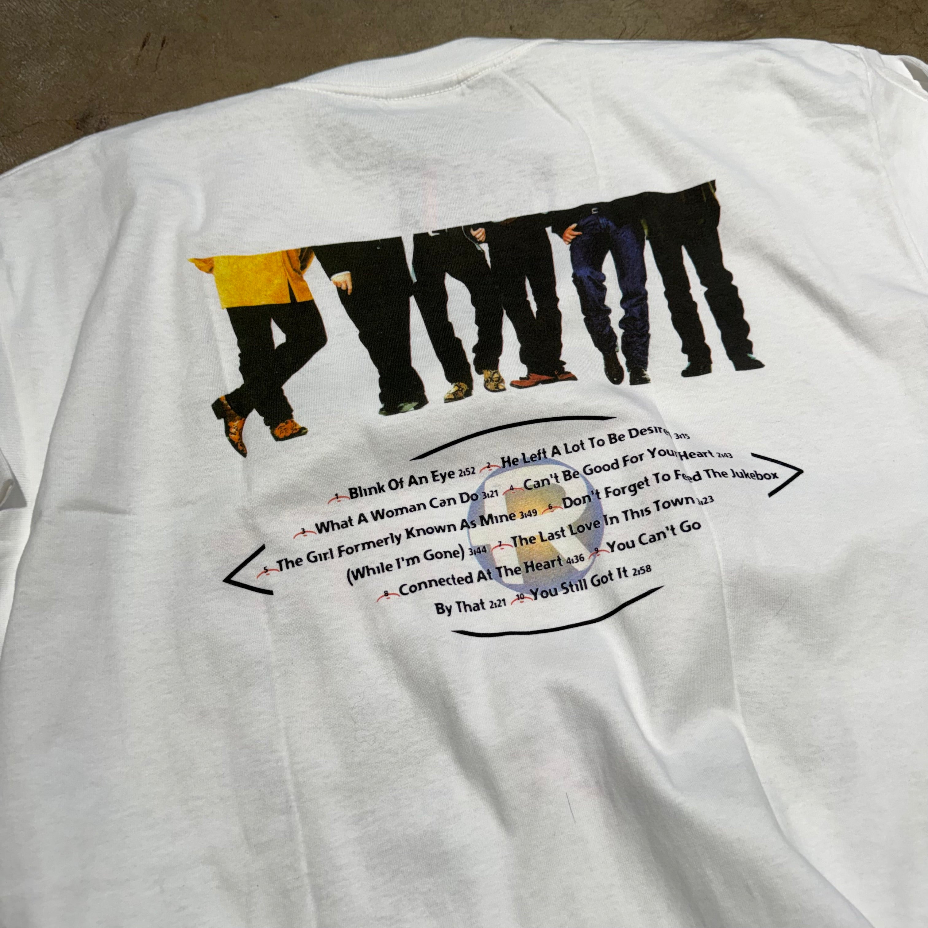 size xl - Vintae ' Ricochet Blink Of An Eye ' tee