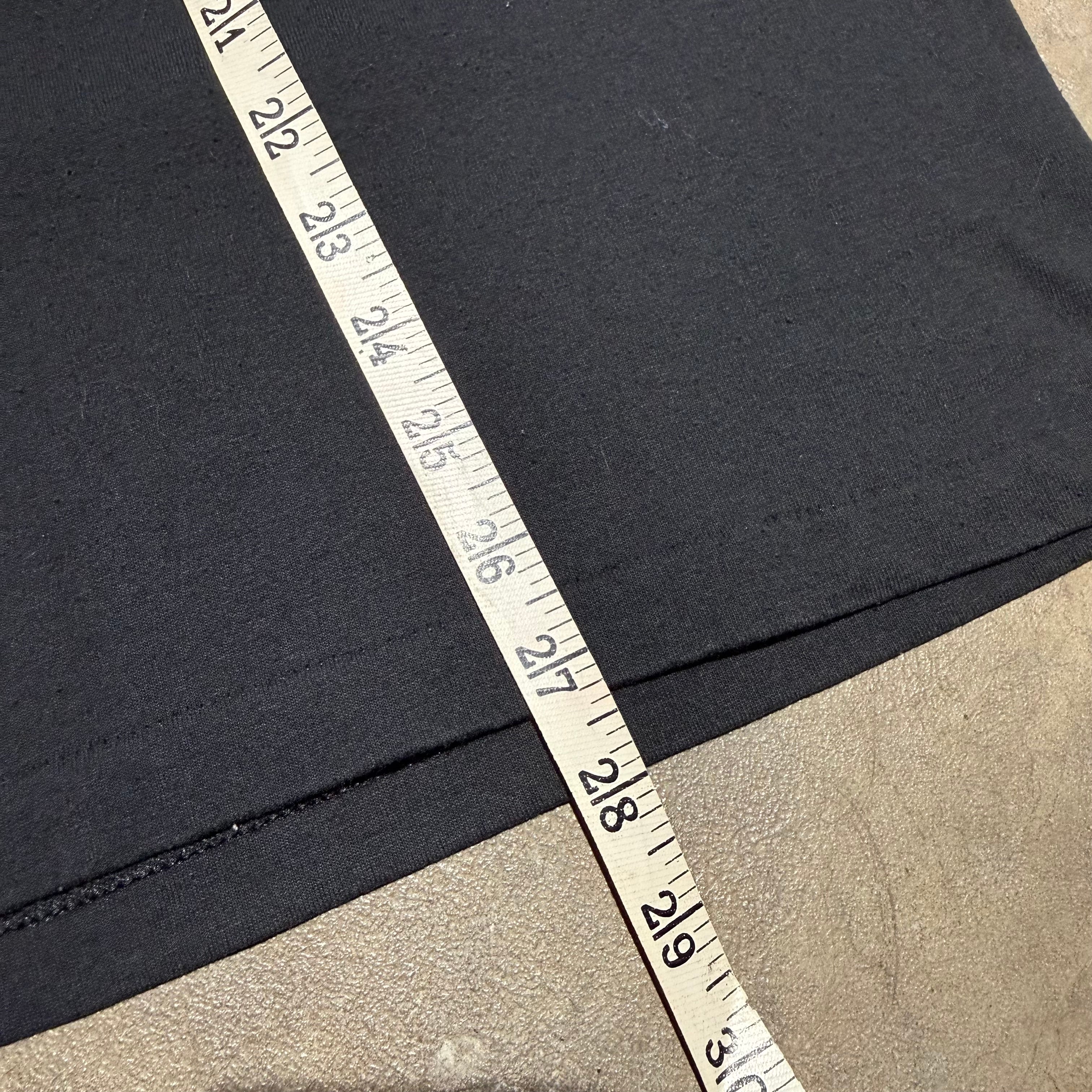 size large - Vintage ' Vietnam War Remember 1959 - 1975 ' tee