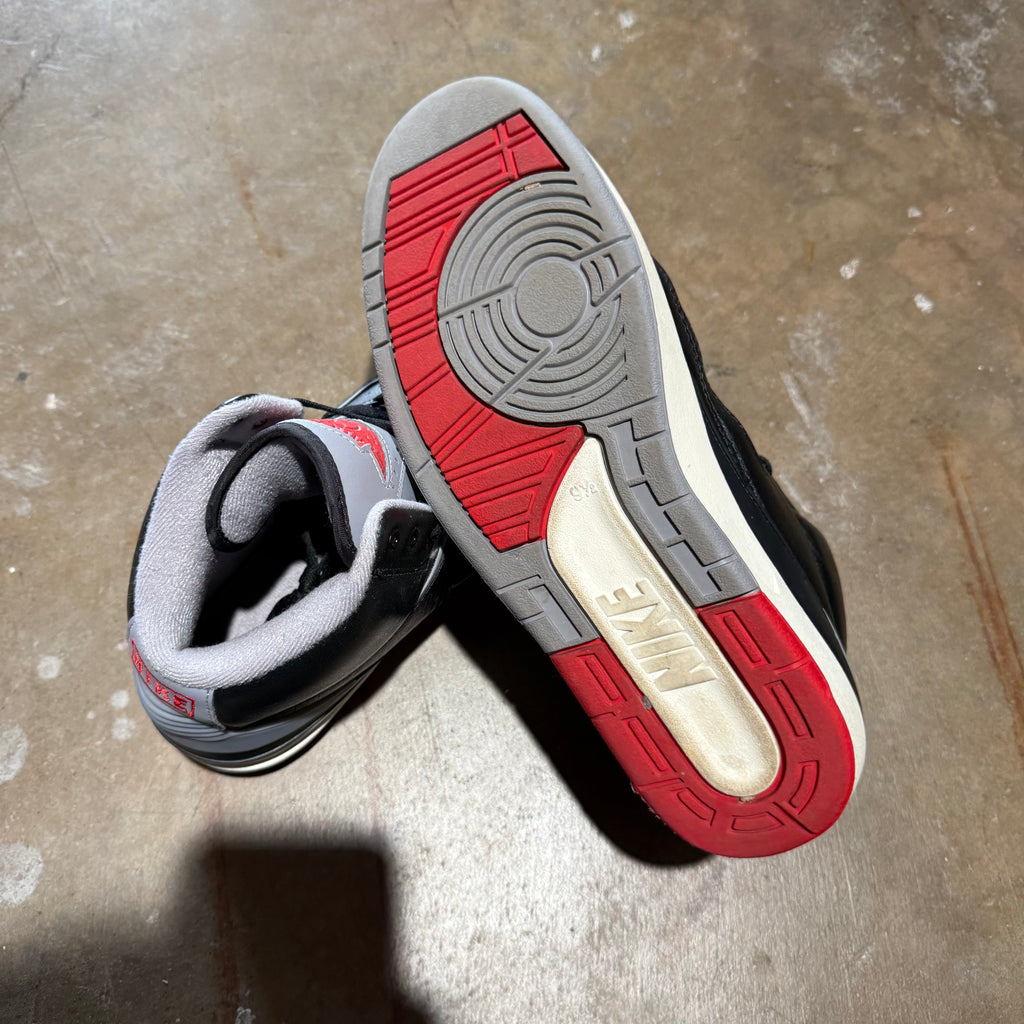 size 9.5 - Jordan 2 Retro ' Black Cement '