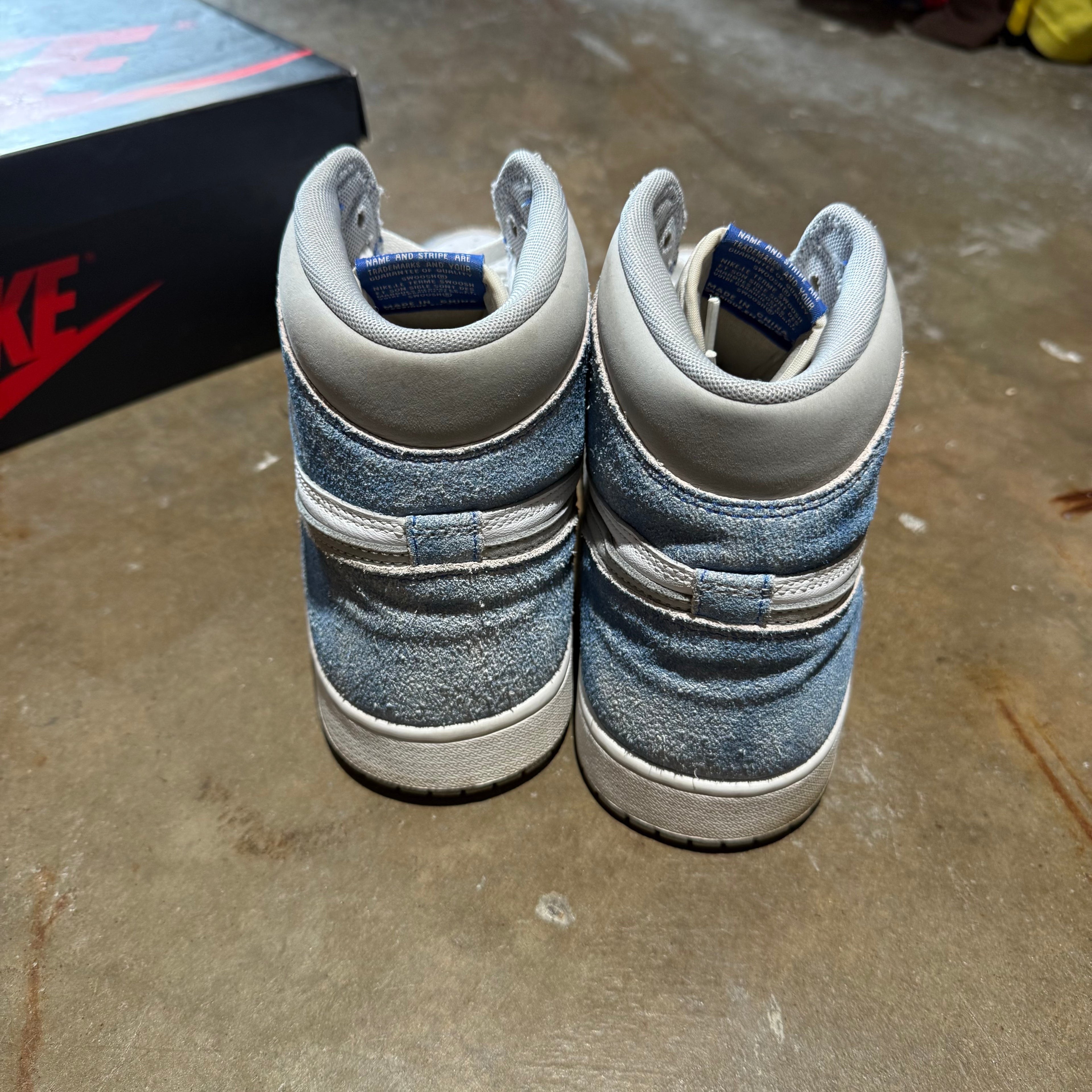 size 12 - Jordan 1 Retro High ' Hyper Royal Smoke Grey '