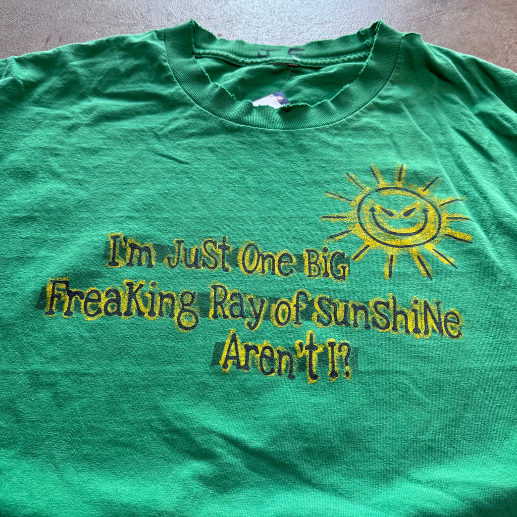 size xxl - Vintage ' Ray of sunshine ' tee