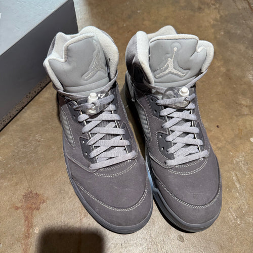 size 10 - Jordan 5 Retro ' Wolf Grey '