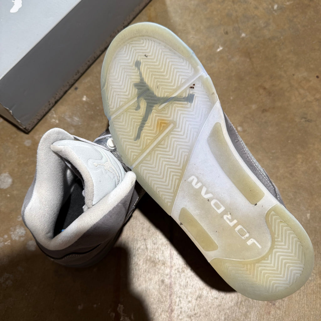 size 10 - Jordan 5 Retro ' Wolf Grey '