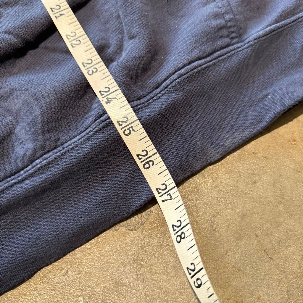size xl - Vintage ' 03 Blue Hens Delaware NCAA Champs ' hoodie