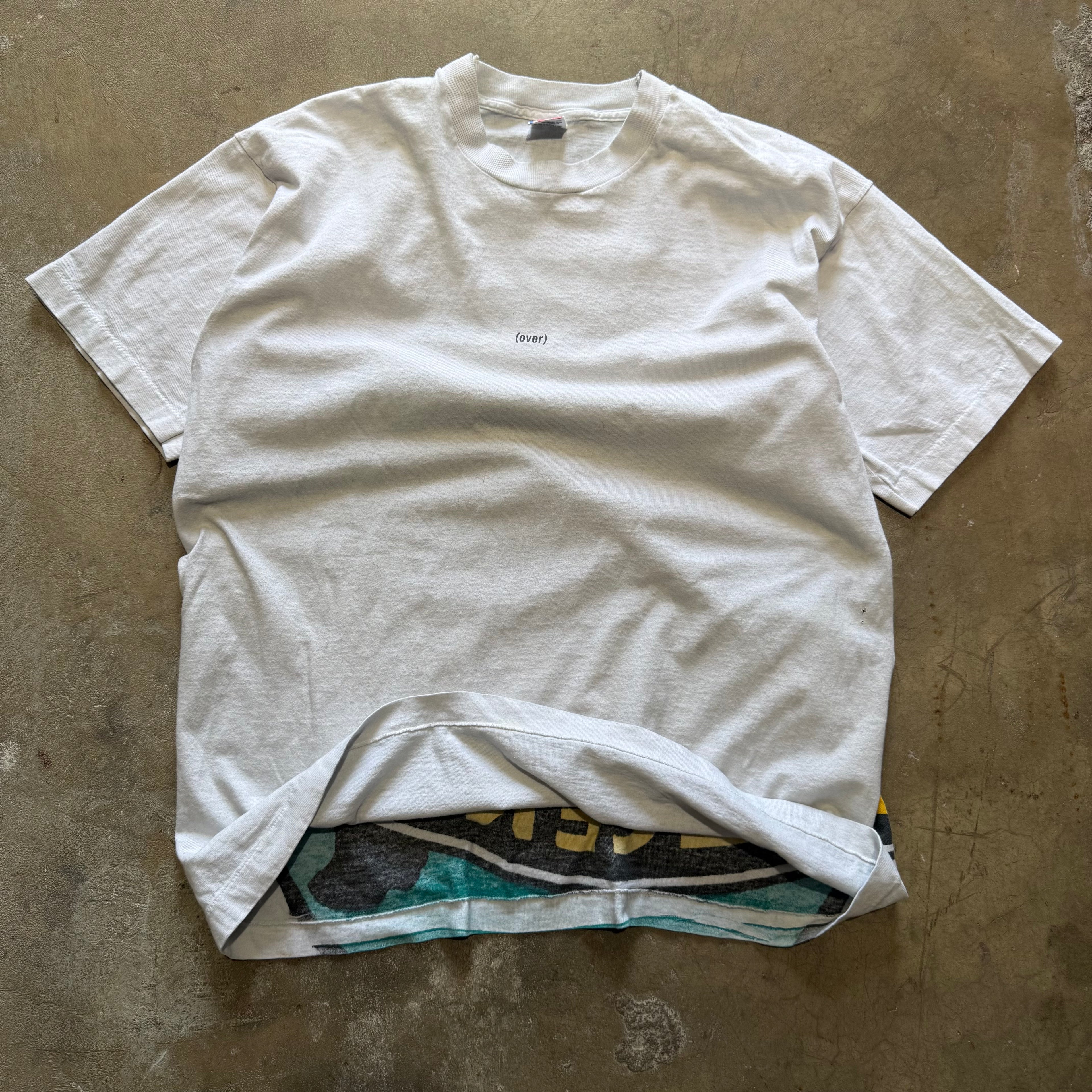 size xl - Vintage ' Comedy Central Over ' tee