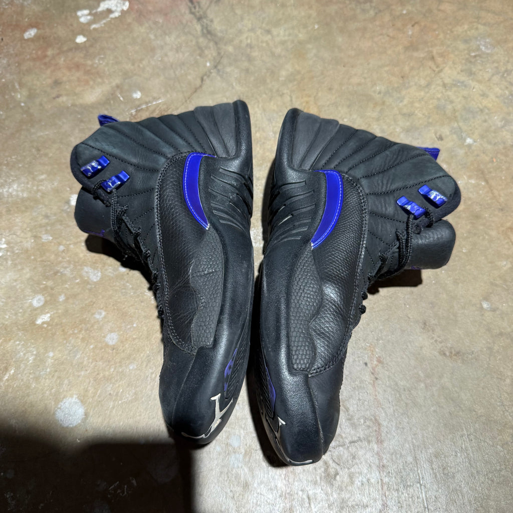 size 8.5 - Jordan 12 Retro ' Black Dark Concord '