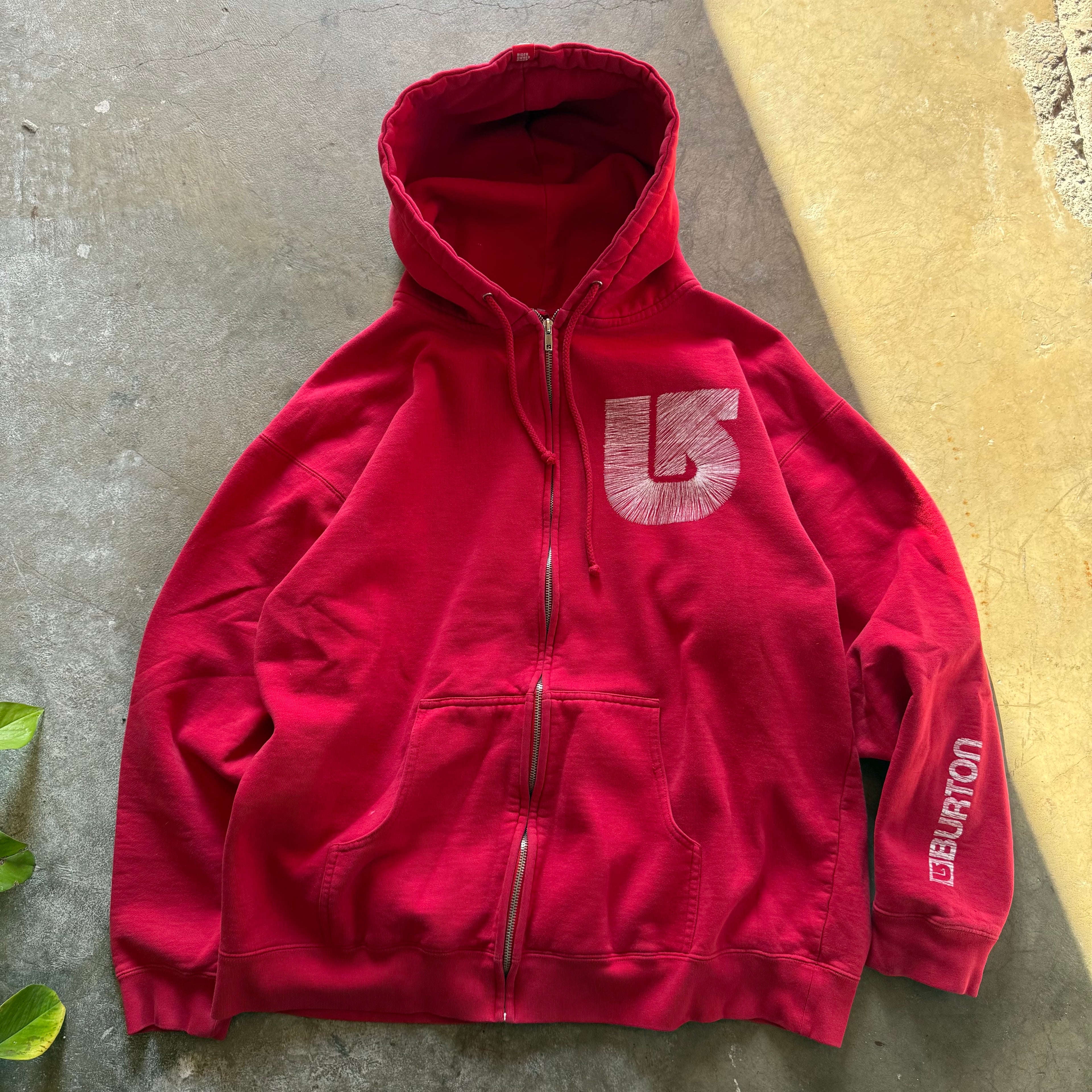 size xl - vintage ' Burton Zip up ' hoodie
