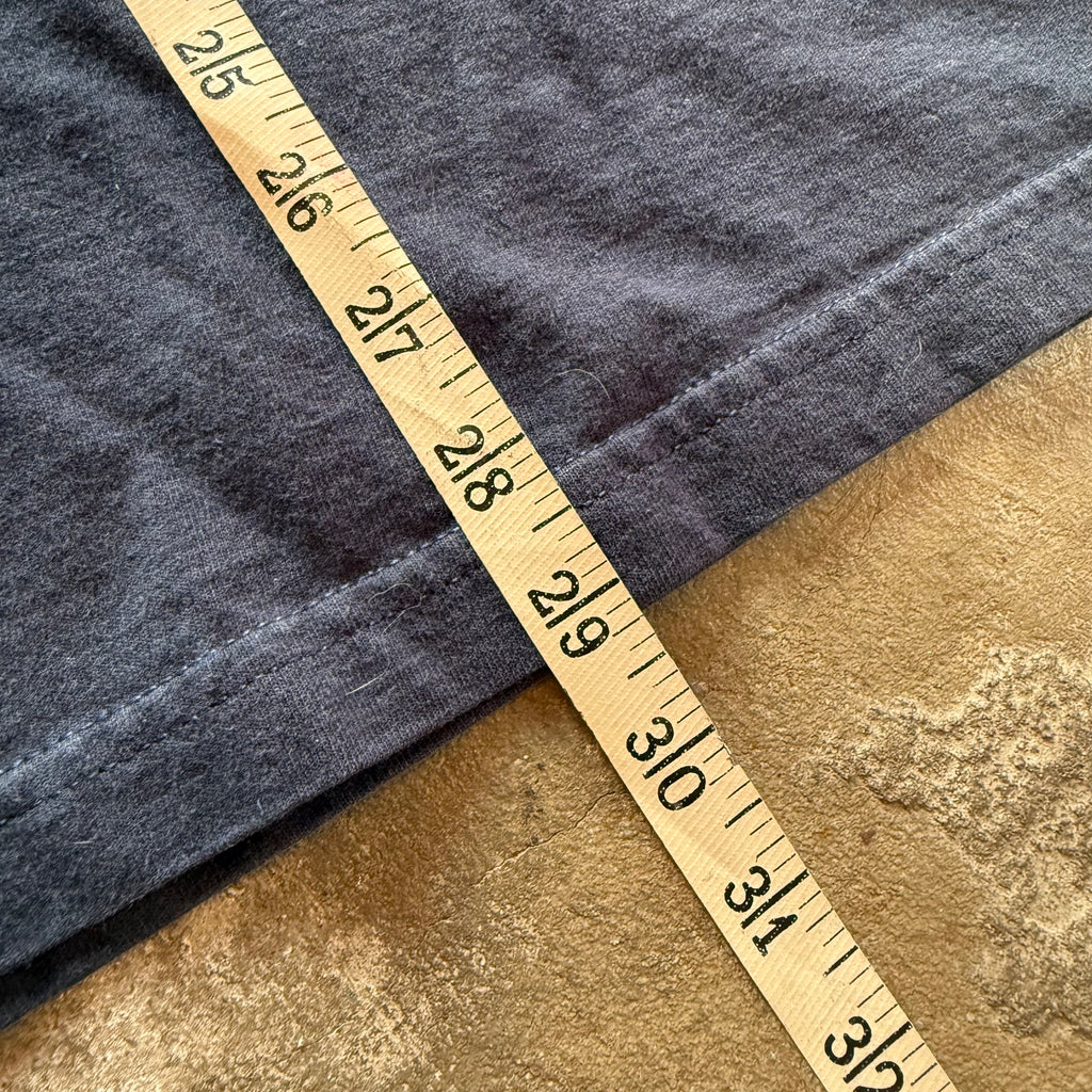 size xl - vintage ' 2003 Elvis Presley Band ' tee