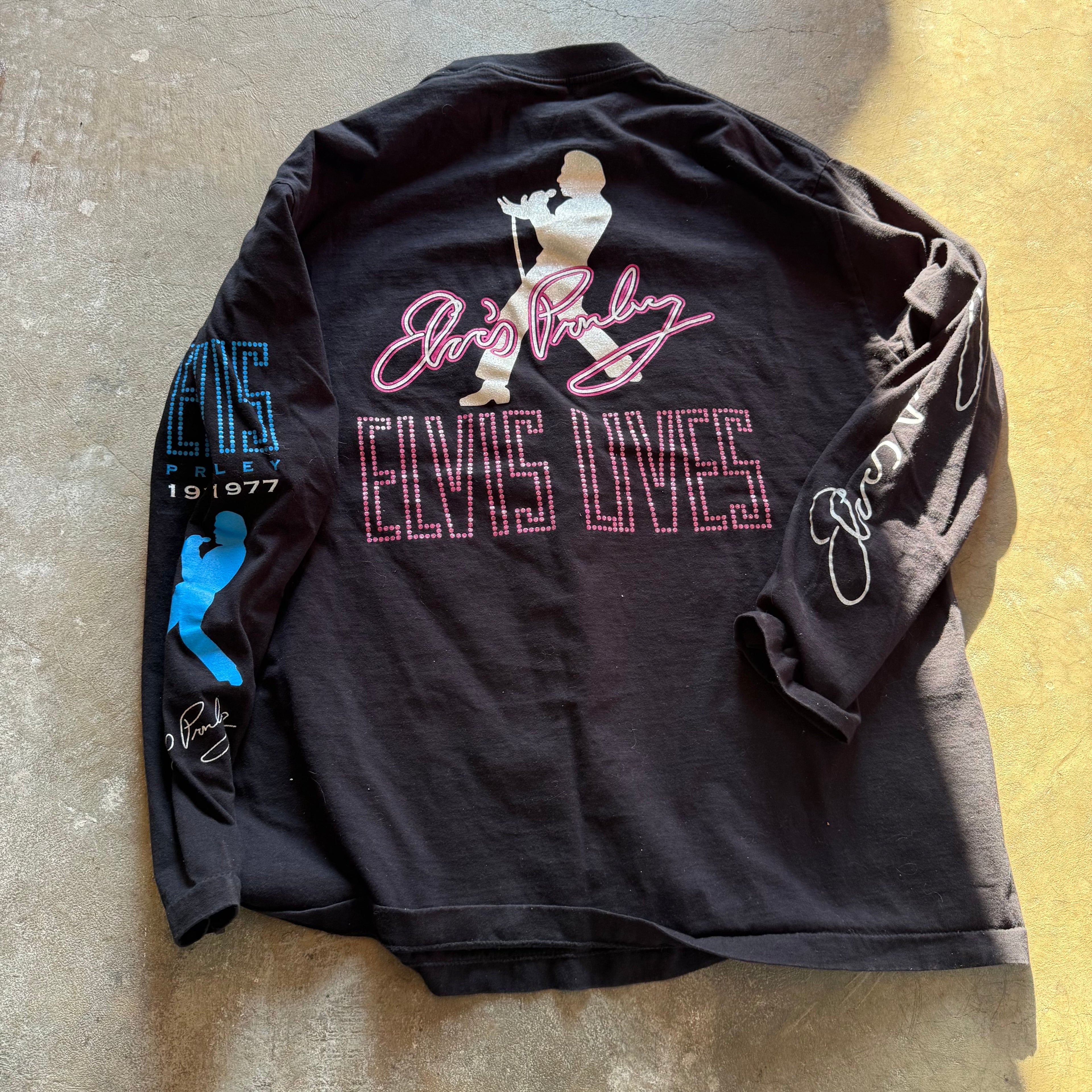 size xl - vintage ' Elvis Presley Long sleeve Band ' tee
