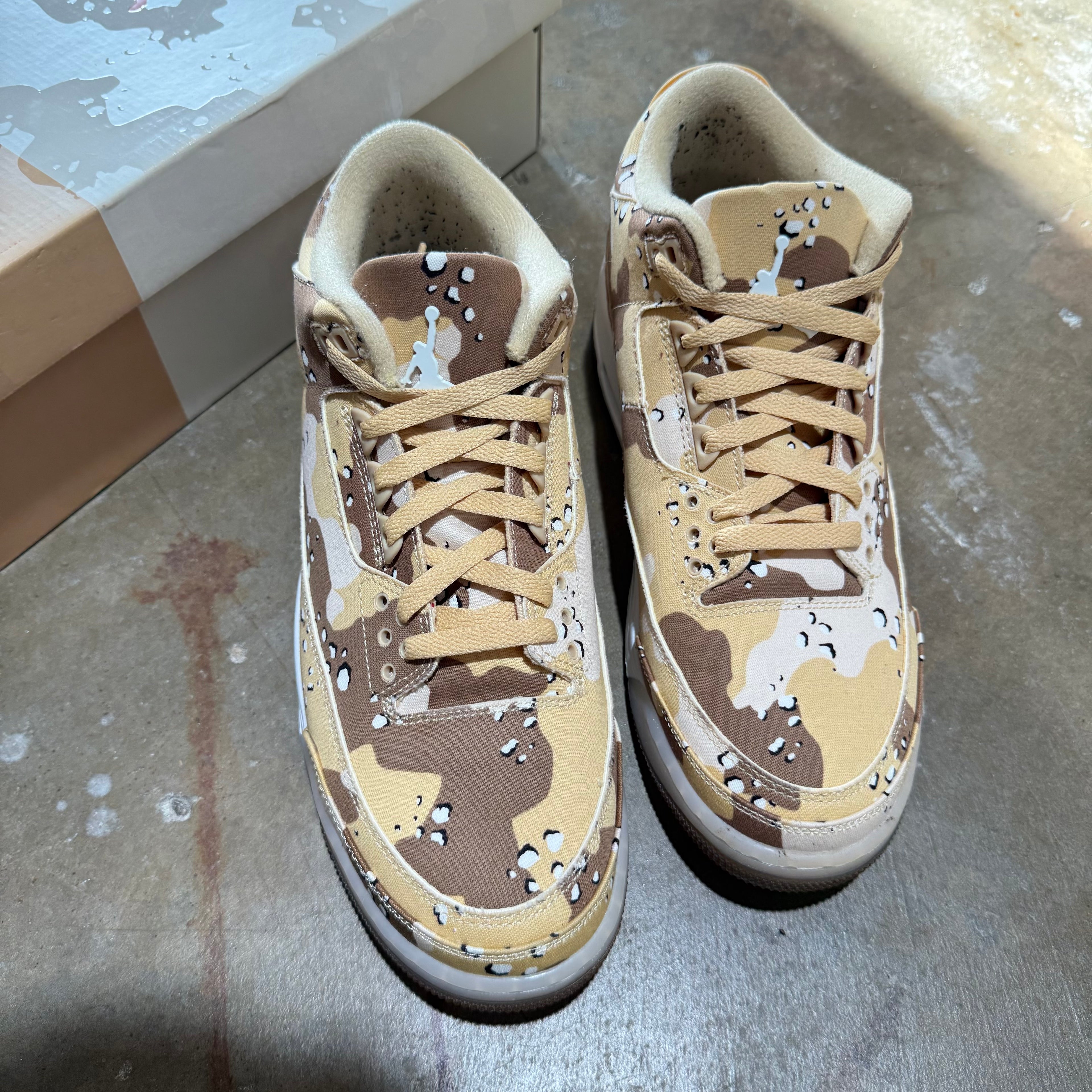 size 9.5m - Jordan 3 Retro ' WNBA Desert Camo '