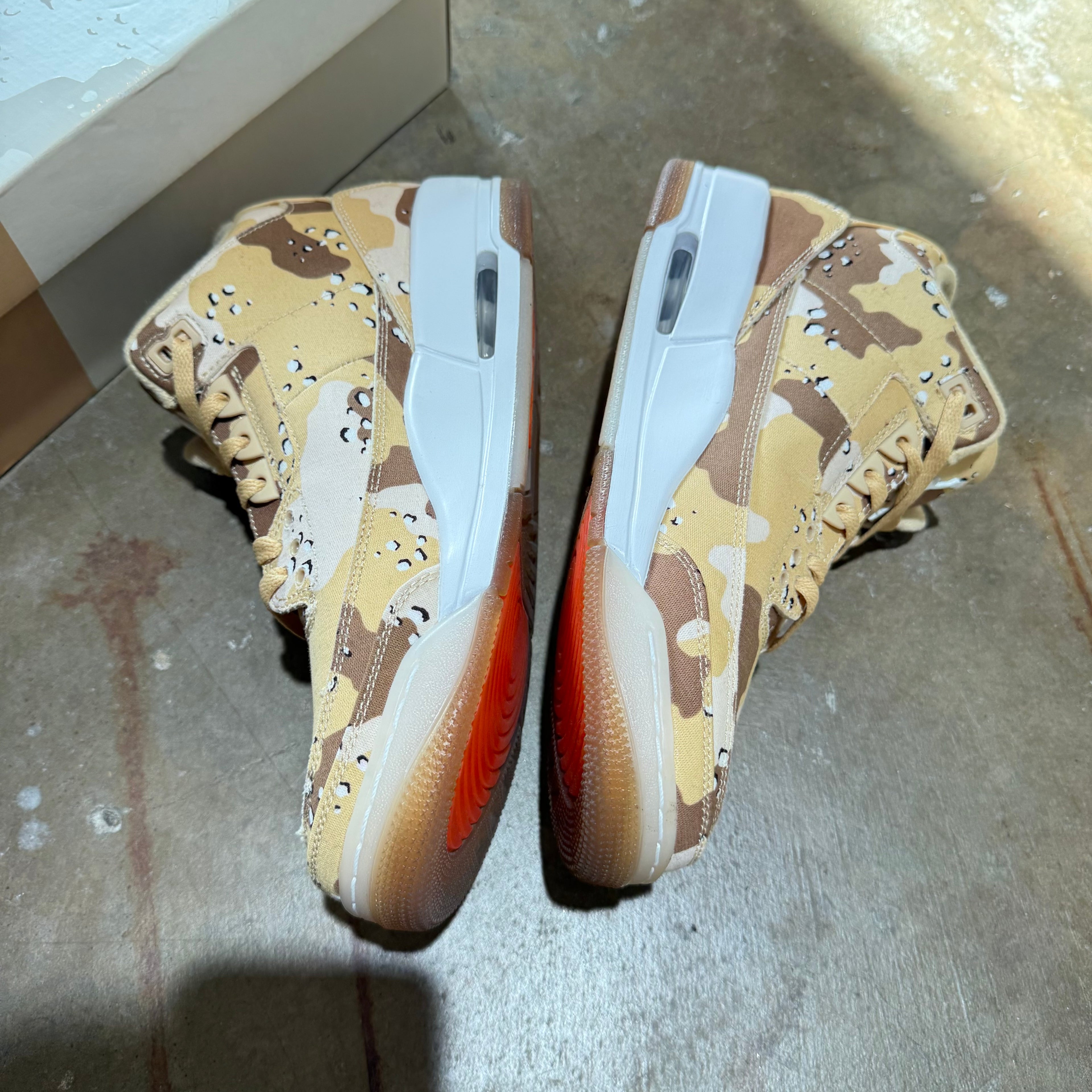 size 9.5m - Jordan 3 Retro ' WNBA Desert Camo '