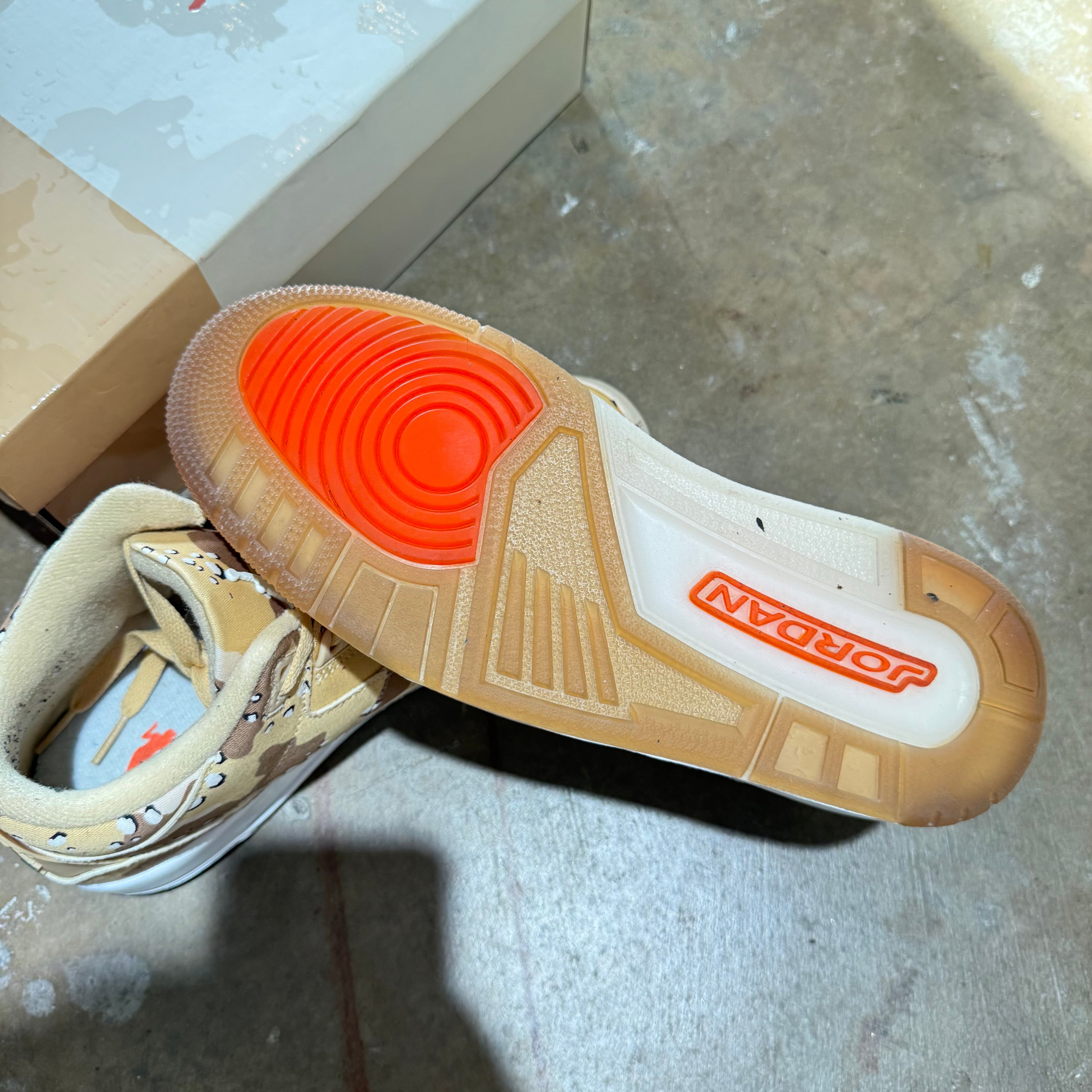 size 9.5m - Jordan 3 Retro ' WNBA Desert Camo '